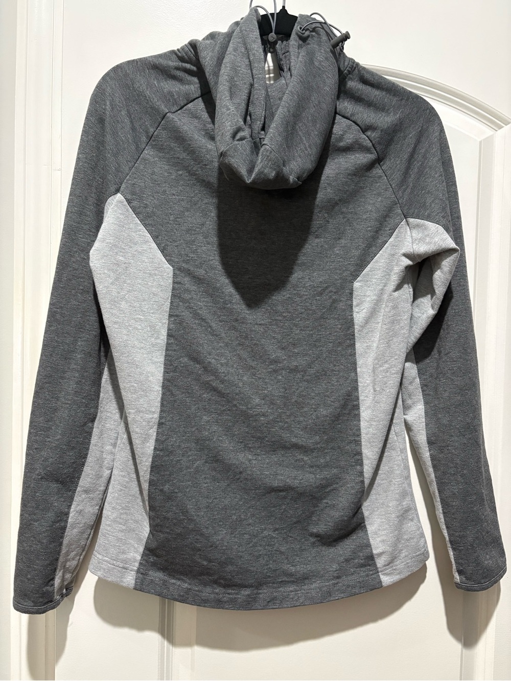 Gymshark Fit Zip Hoodie Jacket Women’s Medium Gray Colorblock - Picture 5 of 7